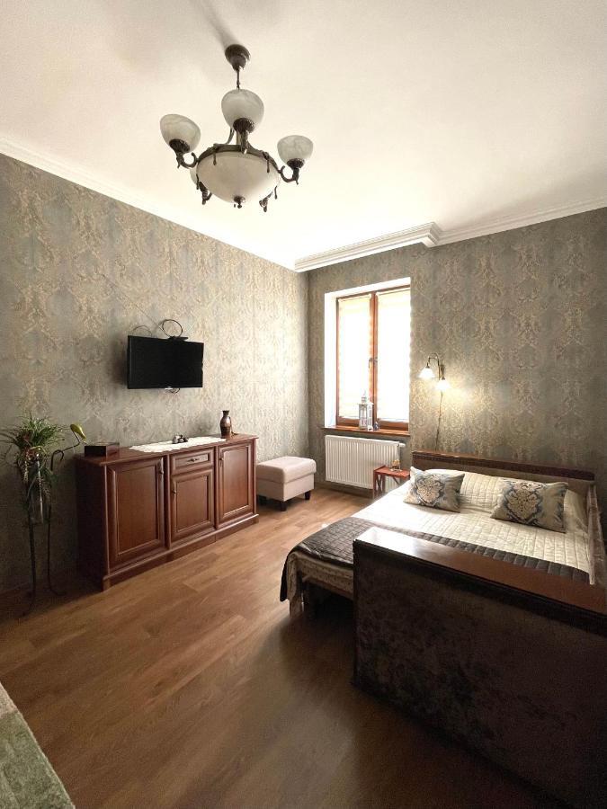 Apartment On Franka Leopoli Esterno foto