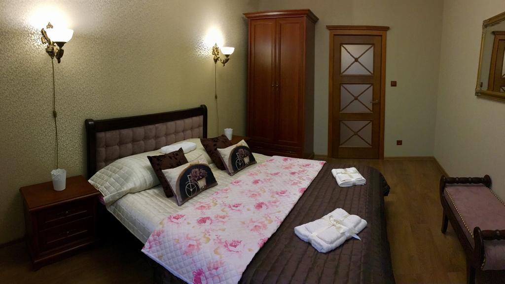 Apartment On Franka Leopoli Esterno foto
